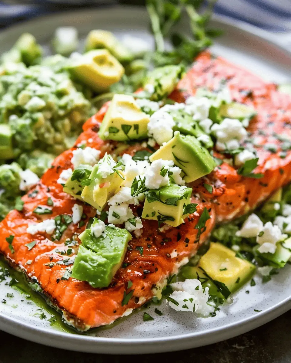 Baked Salmon with Avocado: A Deliciously Easy Recipe for All